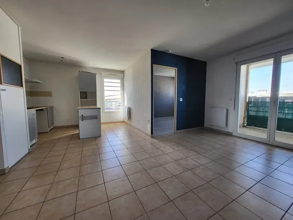 Appartement T3 avec terrasse