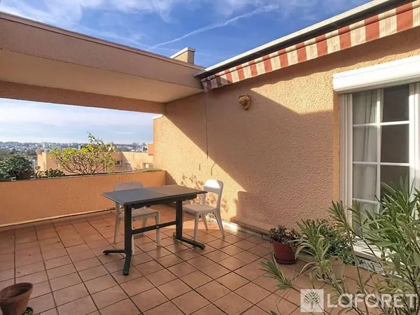 Appartement 4 pièces 97 m²