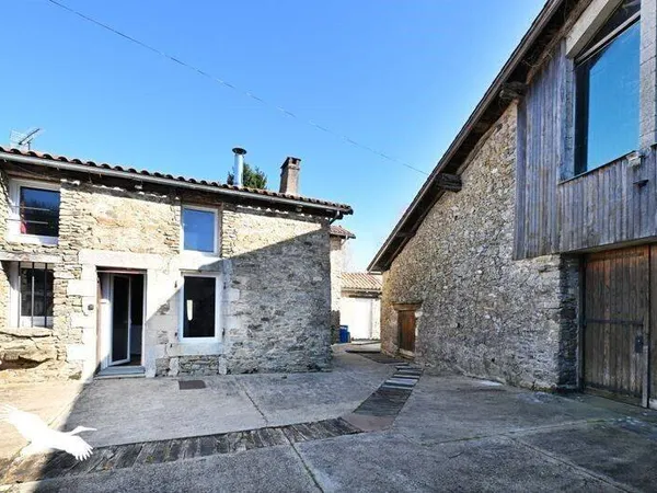 Maison 3 pièces 137 m²