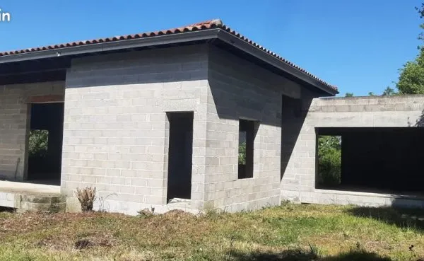 Villa d'architecte 186m² - Hors d'eau - Terrain 7000m²