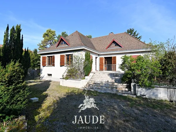 Maison d'architecte(1972)sur parcelle de 2 300 m2 Chemin d