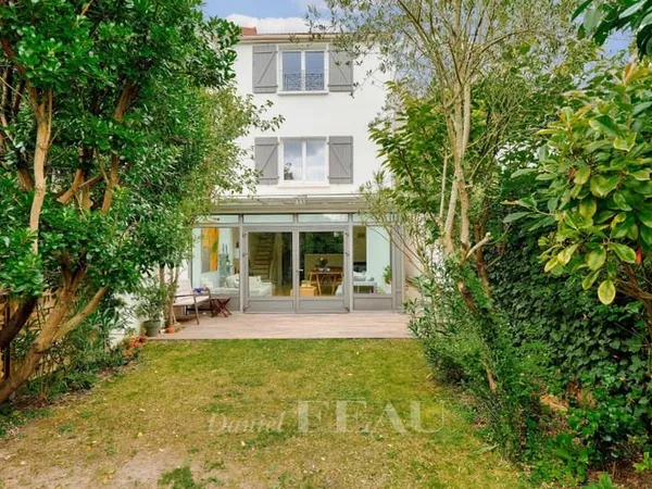 Saint-Cloud - Montretout - Maison familiale, 4 chambres.