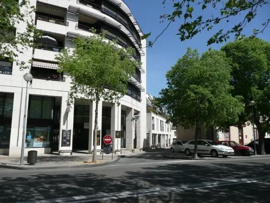 Location - Appartement T3 de 65 m2 avec terrasse et garage f