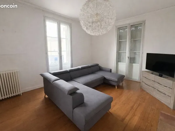 Immeuble 196 m²