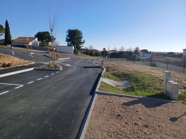 Terrain 368 m²