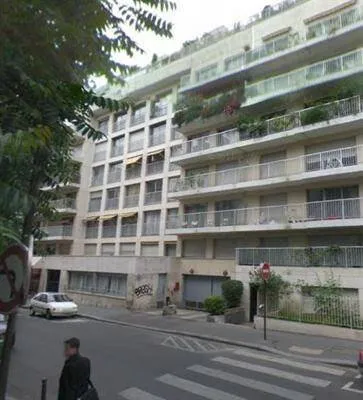 Parking 13 m²
