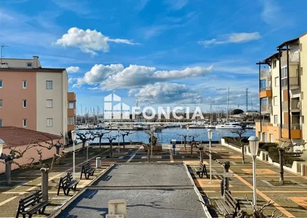 Appartement T2 vue mer au Cap d'Agde - Secteur Île des Pêcheurs, parking privatif