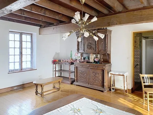 Bucy-Saint-Liphard, une maison sur une parcelle de 2200m2 constructible-370000€