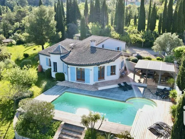 Maison 5 pièces 126 m²