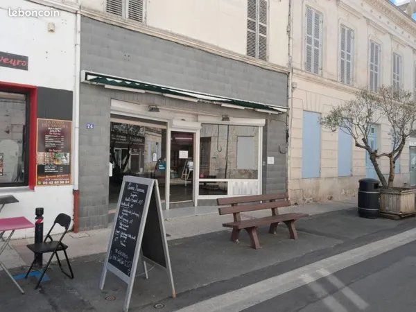 Local commercial rue Carnot Saujon