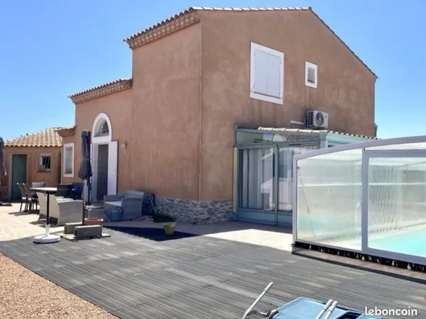 Maison de 140m2 avec piscine/jacuzzi