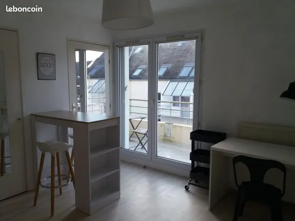 STUDIO BEAULIEU 23m2 bien agencé proche toutes commodités