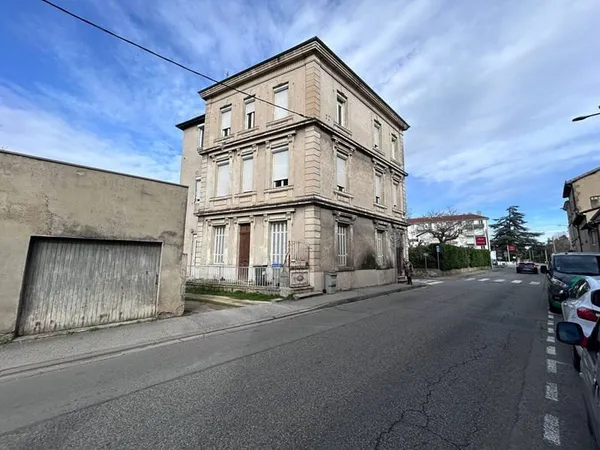 Immeuble 172 m²