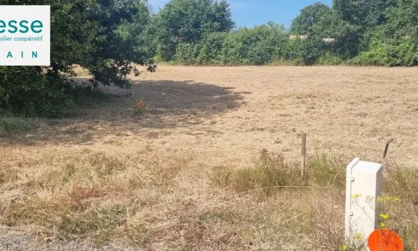 Réalisez librement votre maison, Terrain Commequiers 597 m2