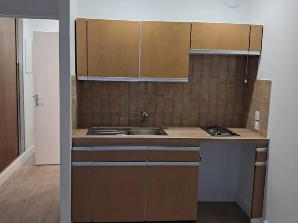 Location studio vide Paris 13ème
