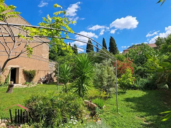 Maison 6 pièces 181 m²