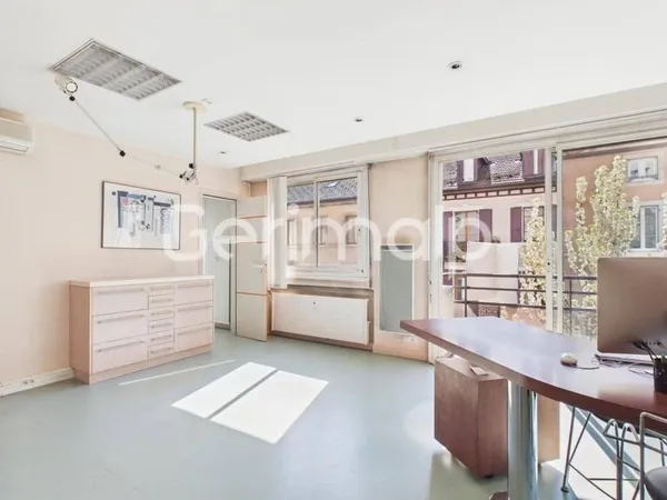 Local d'activité 85 m²