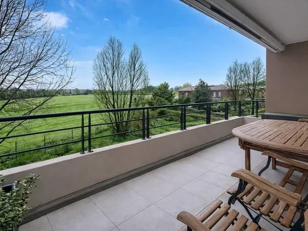 Appartement Prevessin Moens 4 pièce(s) 94 m2