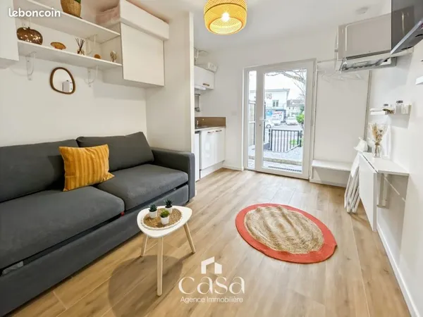 Studio 1 pièce 13 m²