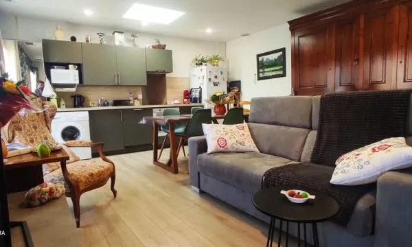 Petite maison T2 avec parking et exterieur