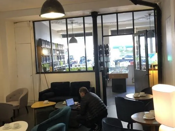 Commerce 59 m²