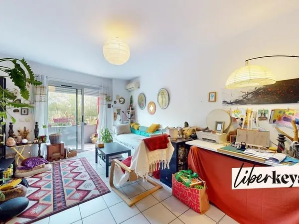 Appartement 2 pièces 49 m² Proche Gare St Roch