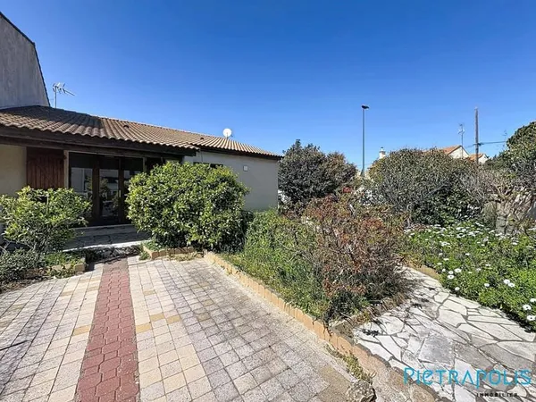 Sète : Sur une parcelle de 307 m² maison T4 de plain-pied