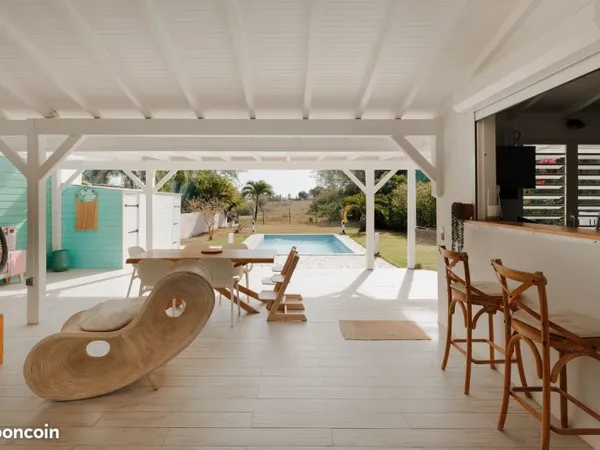 Maison 4 chambres avec piscine route touristique