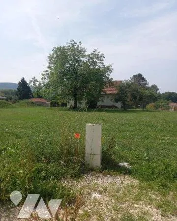 Terrain 862 m²