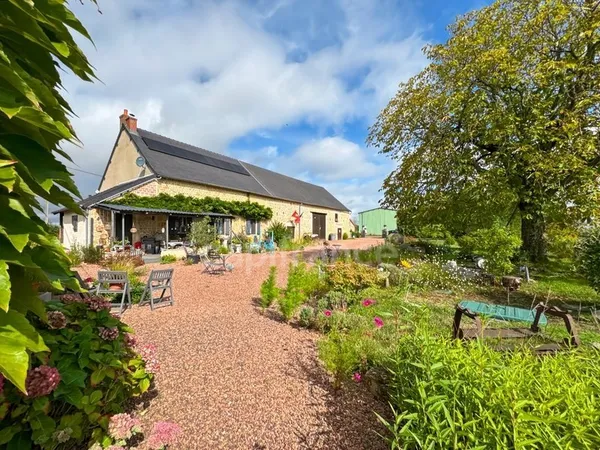 Maison / Longère à vendre 4 pièces ISENAY (58)
