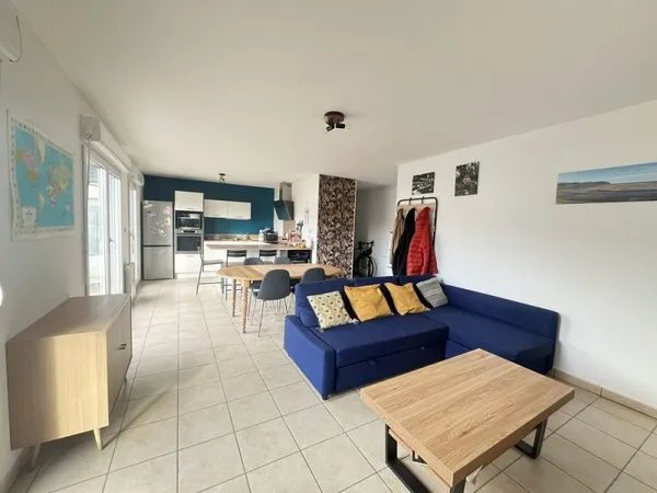 T3 meublé avec garage et balcon à Tassin-la-Demi-Lune