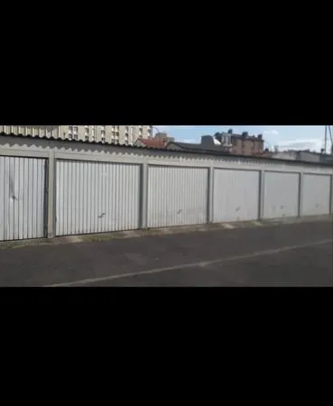 Vend boxe parking - 15m² - Ivry-sur-Seine proche Tram T9 la Briqueterie