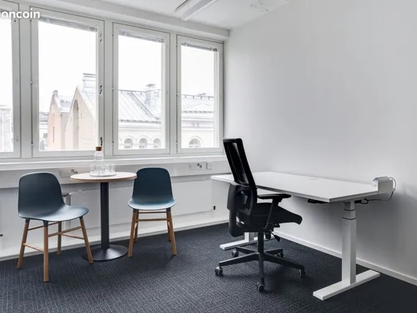 Bureau privé entièrement équipé pour 2 personnes à Spaces Cambronne