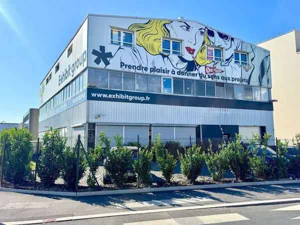 Local d'activité 2080 m²