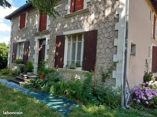 Loupiac de la Réole Maison 7 pièces 180m2 + dépendances