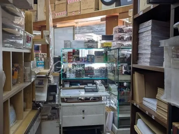Commerce presse Paris 15E Arrondissement