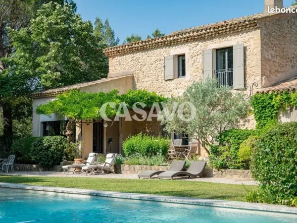 Propriété 10 pièces 315 m²