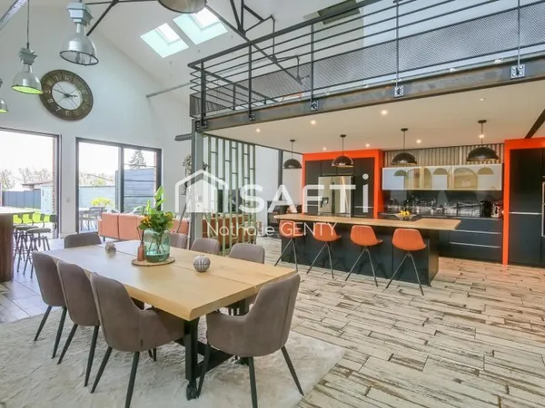 LOFT D'EXCEPTION AVEC JARDIN SUD ET DOUBLE GARAGE