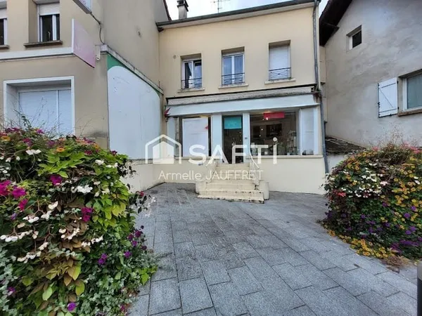 Local 1 pièce 88 m²