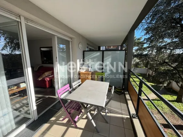 Grand Appartement T2 lumineux avec terrasse et garage en sous sol - Copropriété récente - Secteur Eg