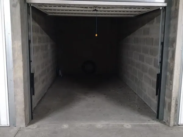 Garage fermé