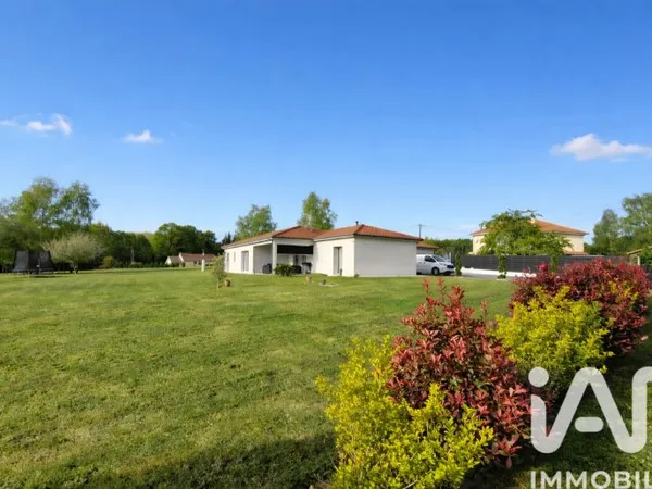 Maison 5 pièces 140 m²