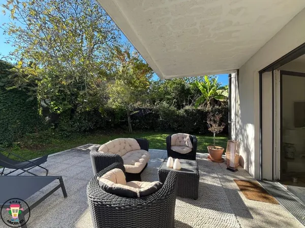 Appartement familial T3 66,43m2 jardin de 140m2 privatif ave