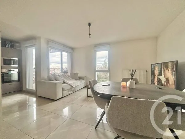 Appartement 4 pièces 72 m²