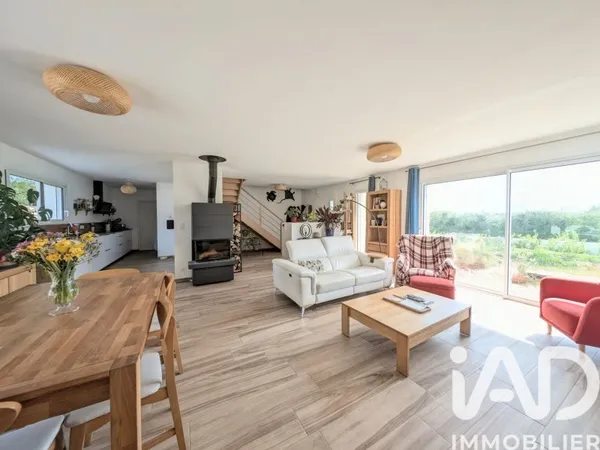 Maison 5 pièces 144 m²