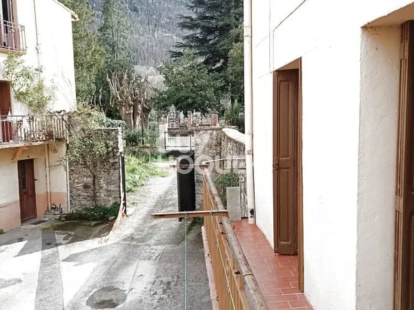 Maison 5 pièces à vendre à Arles-sur-Tech - Petits Travaux à prévoir