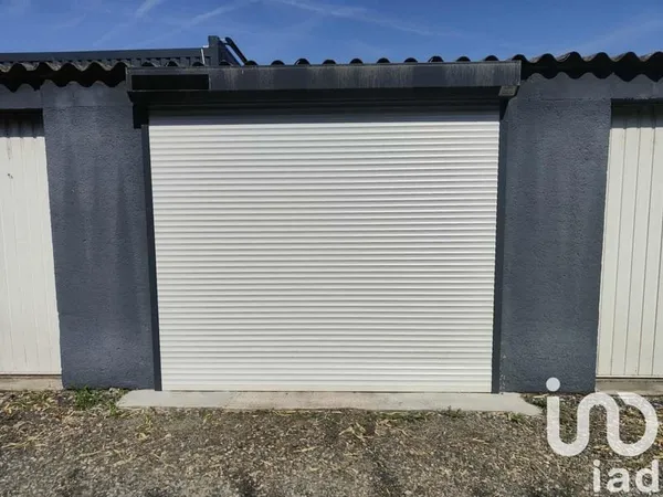 Vente Parking/garage/box 15 m²