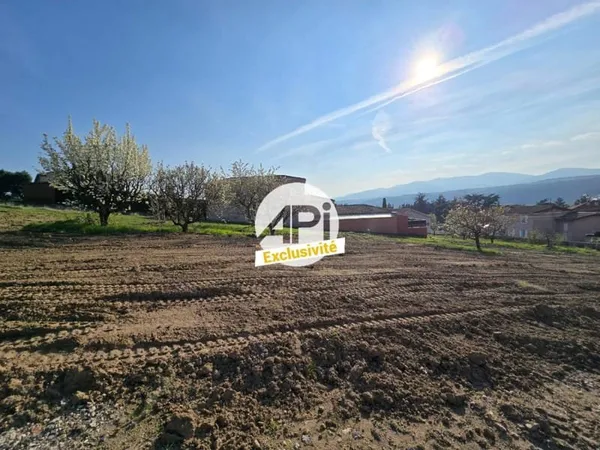 Terrain 481 m²