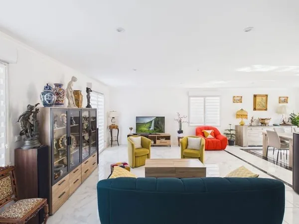 Maison 5 pièces 145 m²