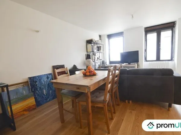 Maison de 97 m2 avec terrain de 1 800 m2 à Saints-En-Puisaye